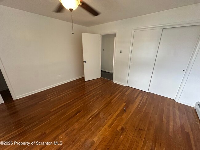 Building Photo - 149 Tompkins St