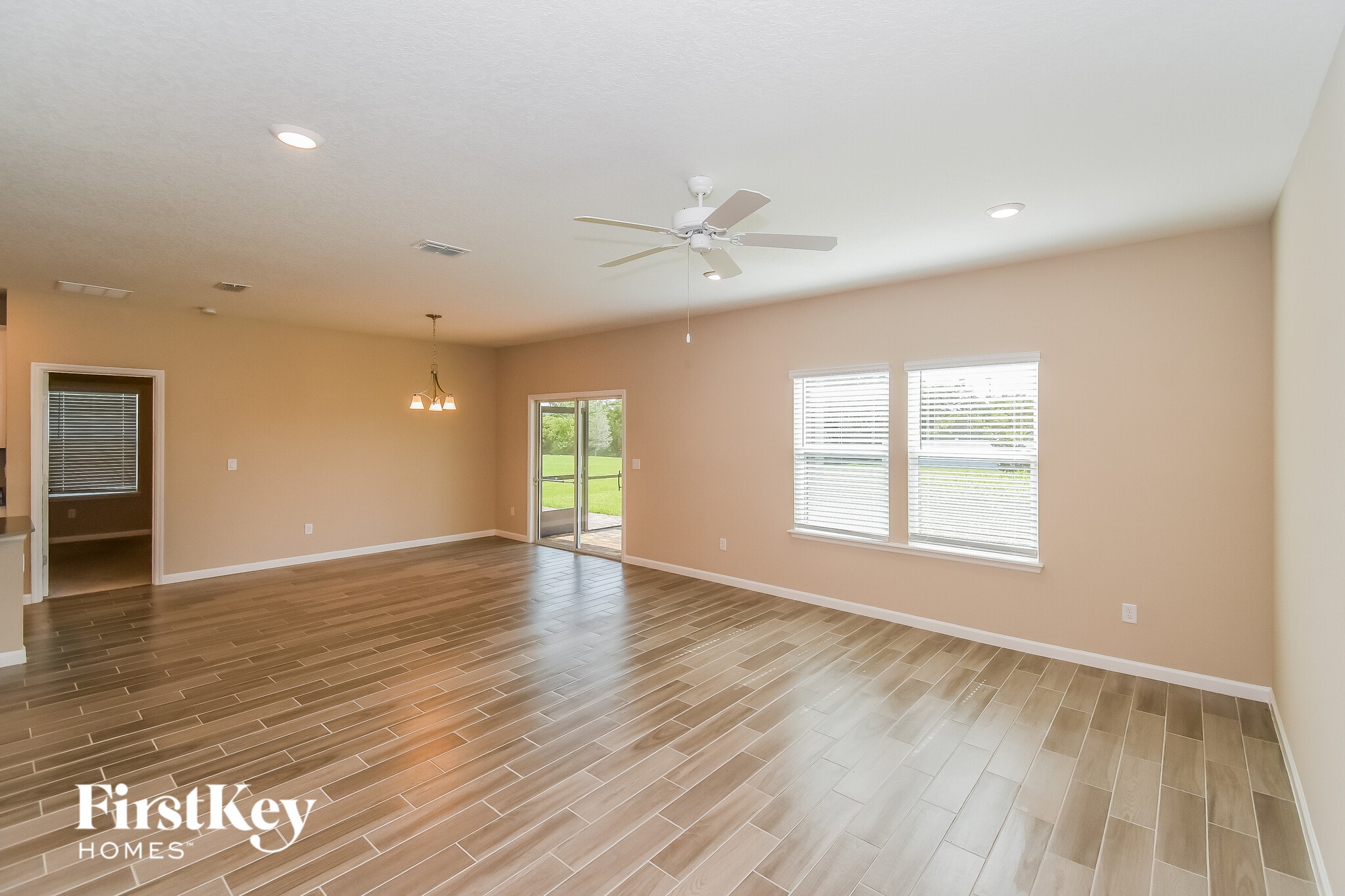 Building Photo - 1544 Mathews Manor Dr