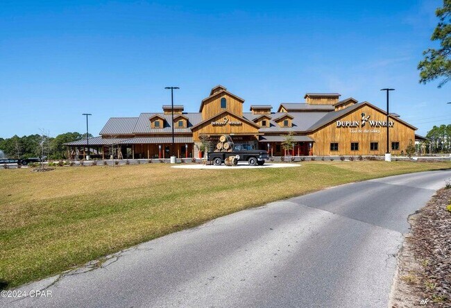 Building Photo - 151 Coyote Pass