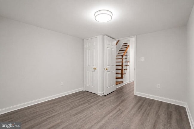 Building Photo - 4422 Westover Pl NW