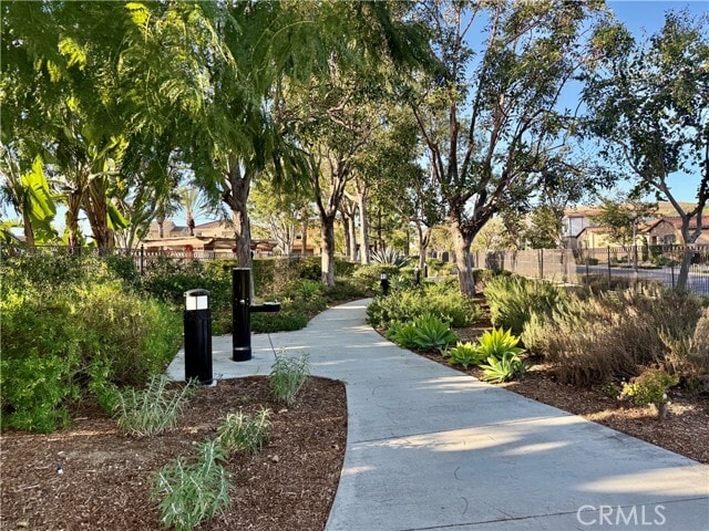 Building Photo - 444 Maravilla Ln