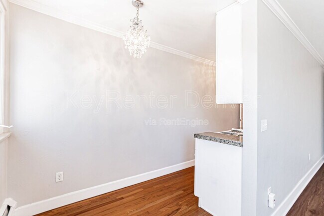 Building Photo - 969 S Pearl St