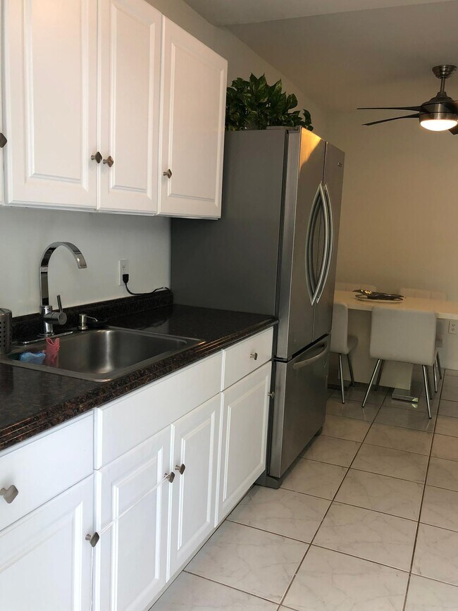 Primary Photo - 1225 Marseille Dr