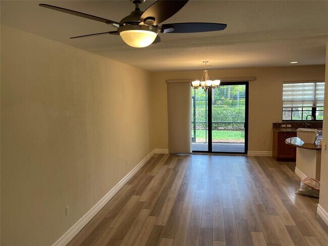Building Photo - 10845 NW 74th Dr