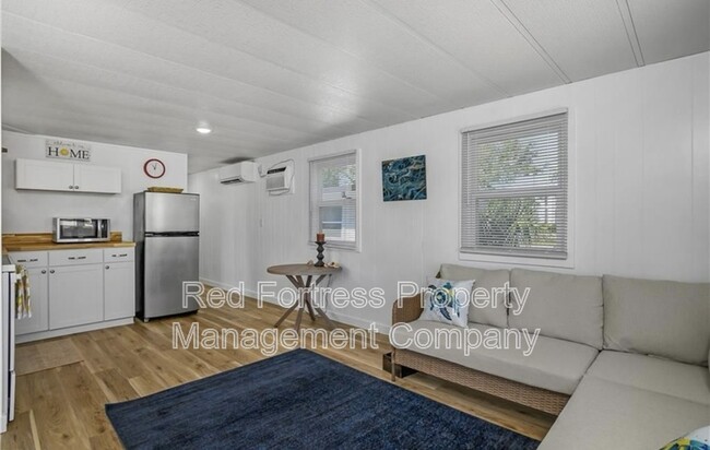 Building Photo - 5667 Pine Island Rd NW