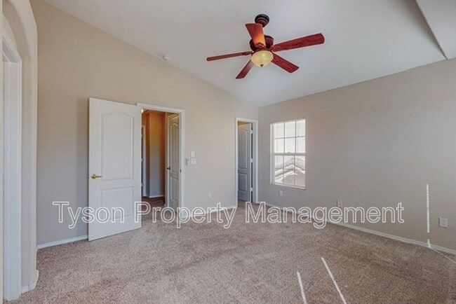 Building Photo - 10932 Hanalei Ave NE