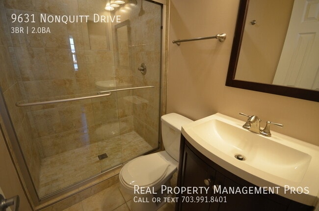 Building Photo - 9631 Nonquitt Dr