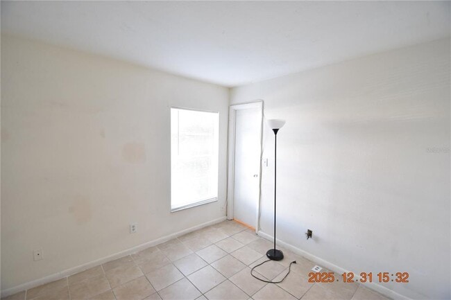 Building Photo - 6618 N Church Ave