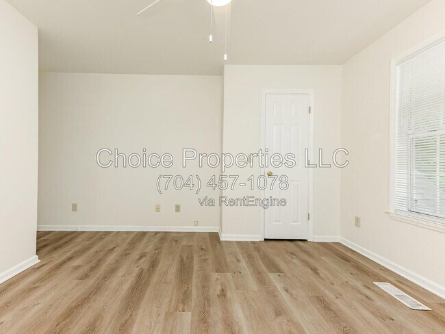 Building Photo - 6701 Bevington Ridge Rd