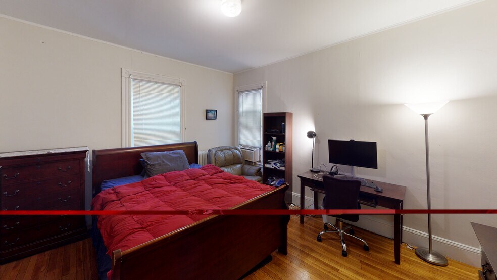 Building Photo - 5 Ashton Pl