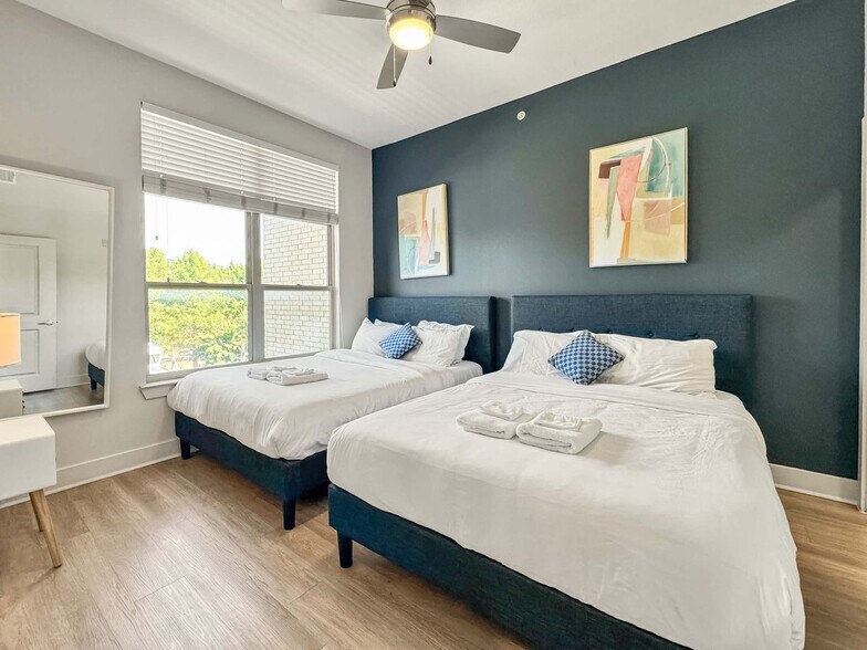 Building Photo - 2901 Indiana St