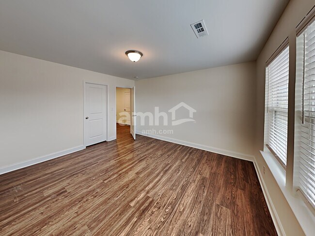 Building Photo - 4841 Chutney Dr