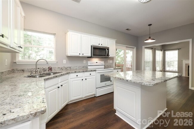 Building Photo - 8306 Hornwood Ct