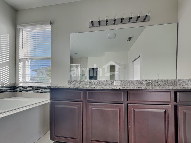 Building Photo - 5405 Manchester Dr