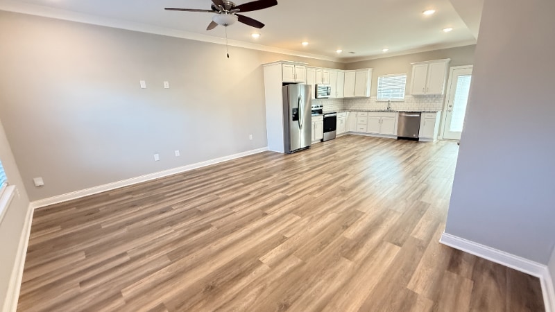 Building Photo - 3920 Dunbar Ave