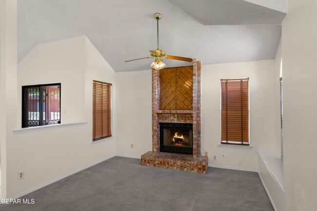 Building Photo - 5612 Mickey Mantle Ave
