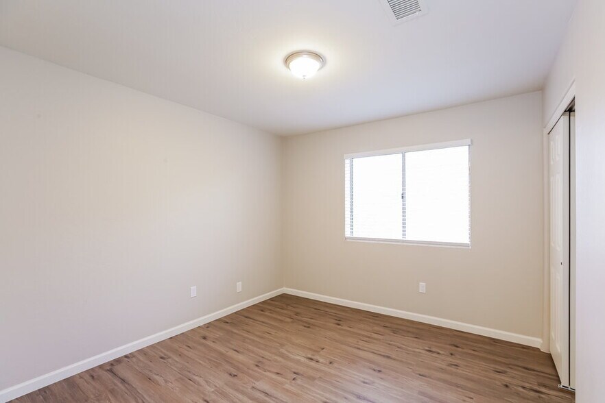Building Photo - 3134 E McKellips Rd