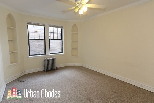 Building Photo - 4823 N Damen Ave