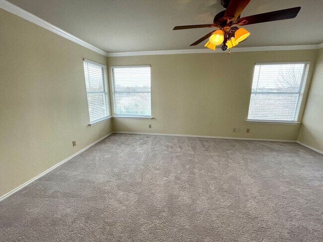 Building Photo - Lovely 3 Bedroom/2.5 Bathroom in Round Rock!