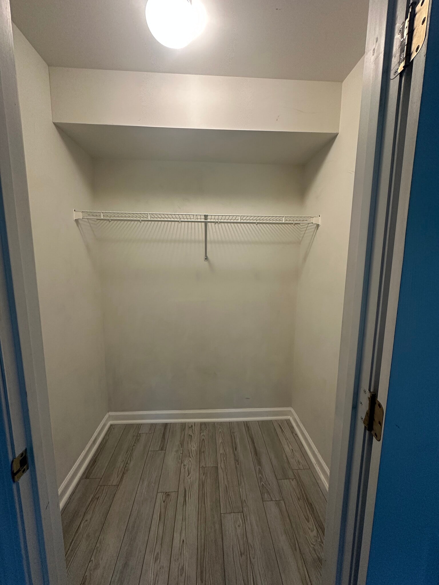 Office (3rd bedroom) Walk-in Closet empty - 380 Hildred Dr