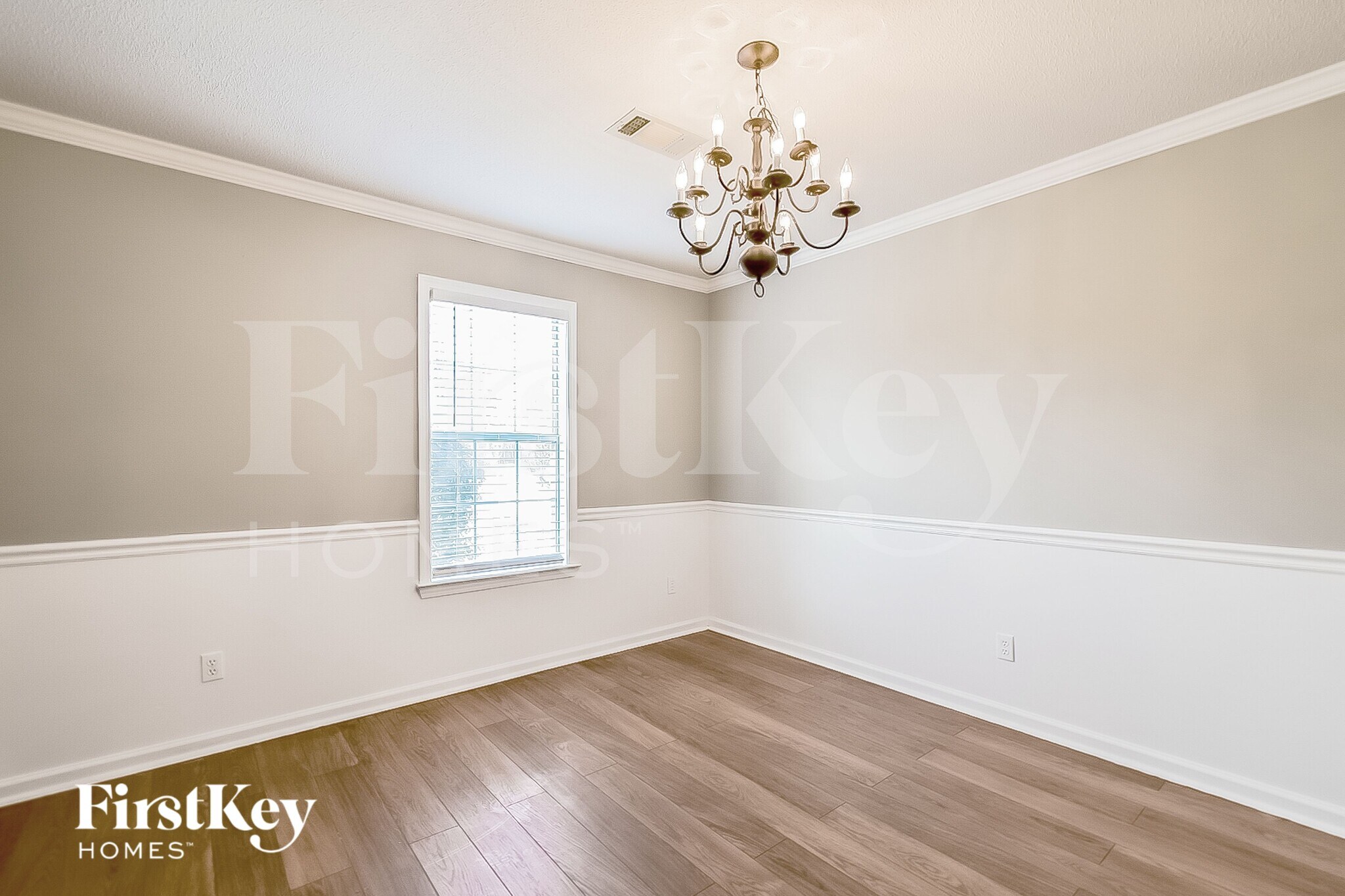 Building Photo - 8664 Forest Breeze Dr