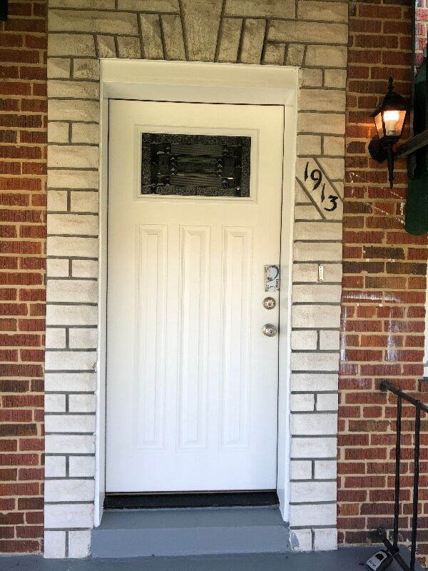 Building Photo - 1913 Searles Rd