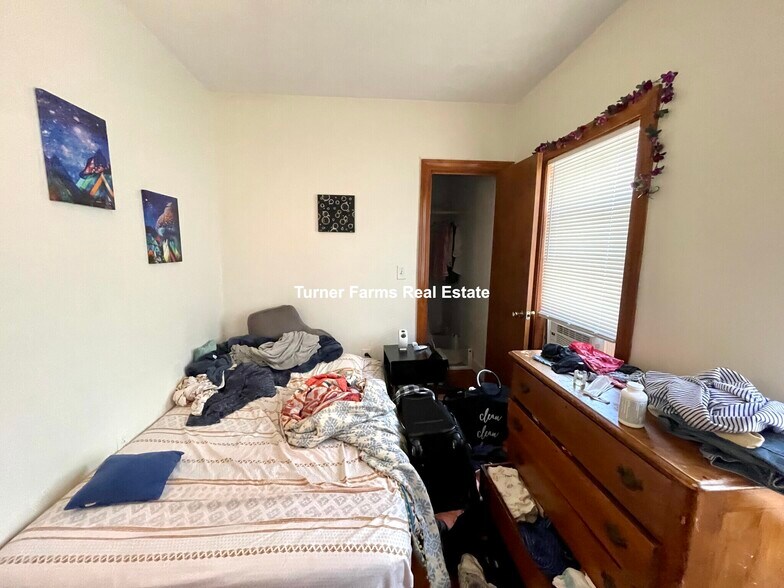 Building Photo - 290 Boston Ave