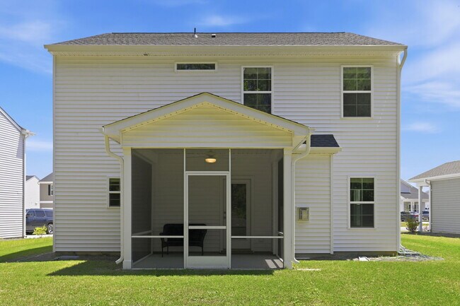 Building Photo - 305 Ruby Baird Dr