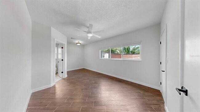 Building Photo - 5435 Drinkard Dr