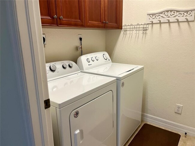 Building Photo - 1340 Rock Dove Ct