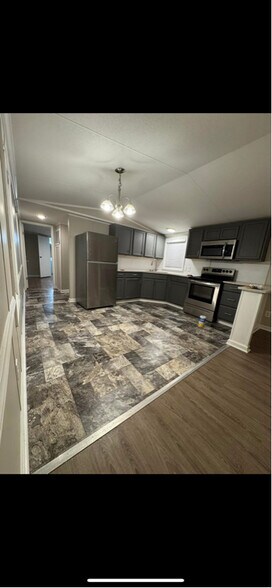 Building Photo - 266 Quail Run Rd