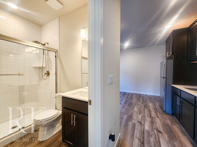 Building Photo - Modern ADU with Private Entrance, Natural ...
