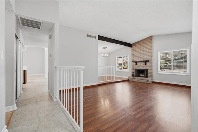 Building Photo - 5389 Kalmia Dr