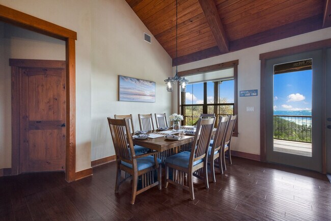 Building Photo - 7221 Trident-SI ID1521782P