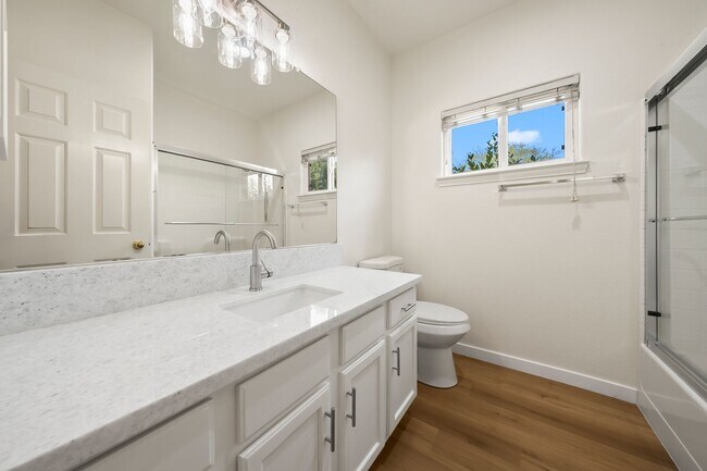 Building Photo - Updated 3-Bed 2 Bath Home – New Kitchen, Flooring & More! $3,400/mo