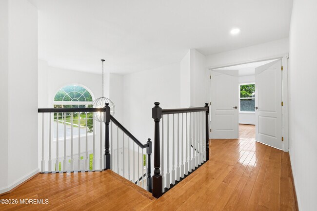 Building Photo - 10 Etty Ct