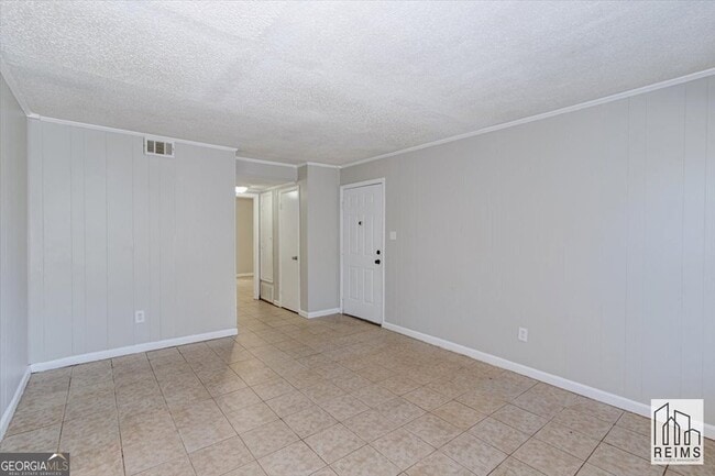 Building Photo - 1232 12th St