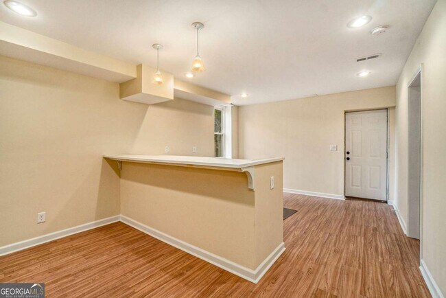 Building Photo - 4893 Delford Ct