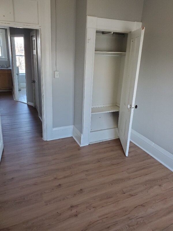 Building Photo - 490 Pine St