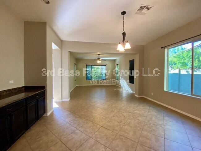 Building Photo - 20841 W Eastview Way