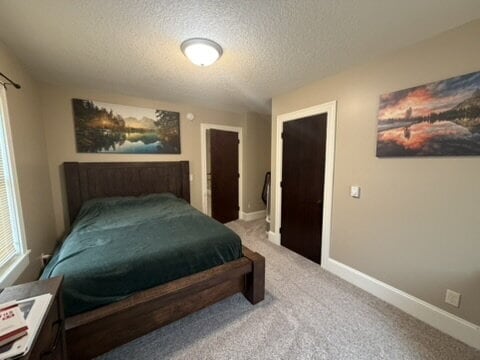 Building Photo - Beautifully Remodeled 2-Bedroom Upper Unit in Historic Durand