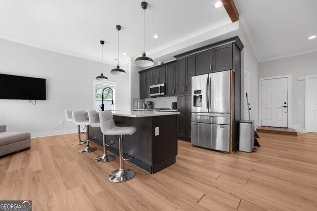 Building Photo - 957 Ashby Grove SW