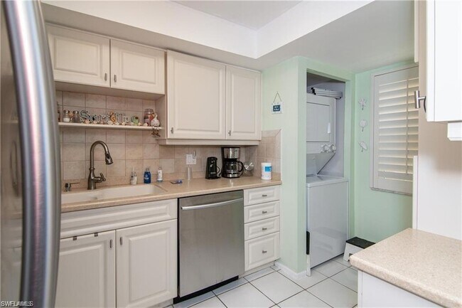 Building Photo - 1400 Pompei Ln