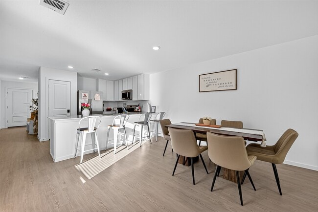 Building Photo - 228 Laura Leigh Ln