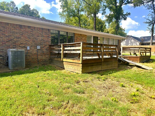 Building Photo - 3422 Jenny Ln