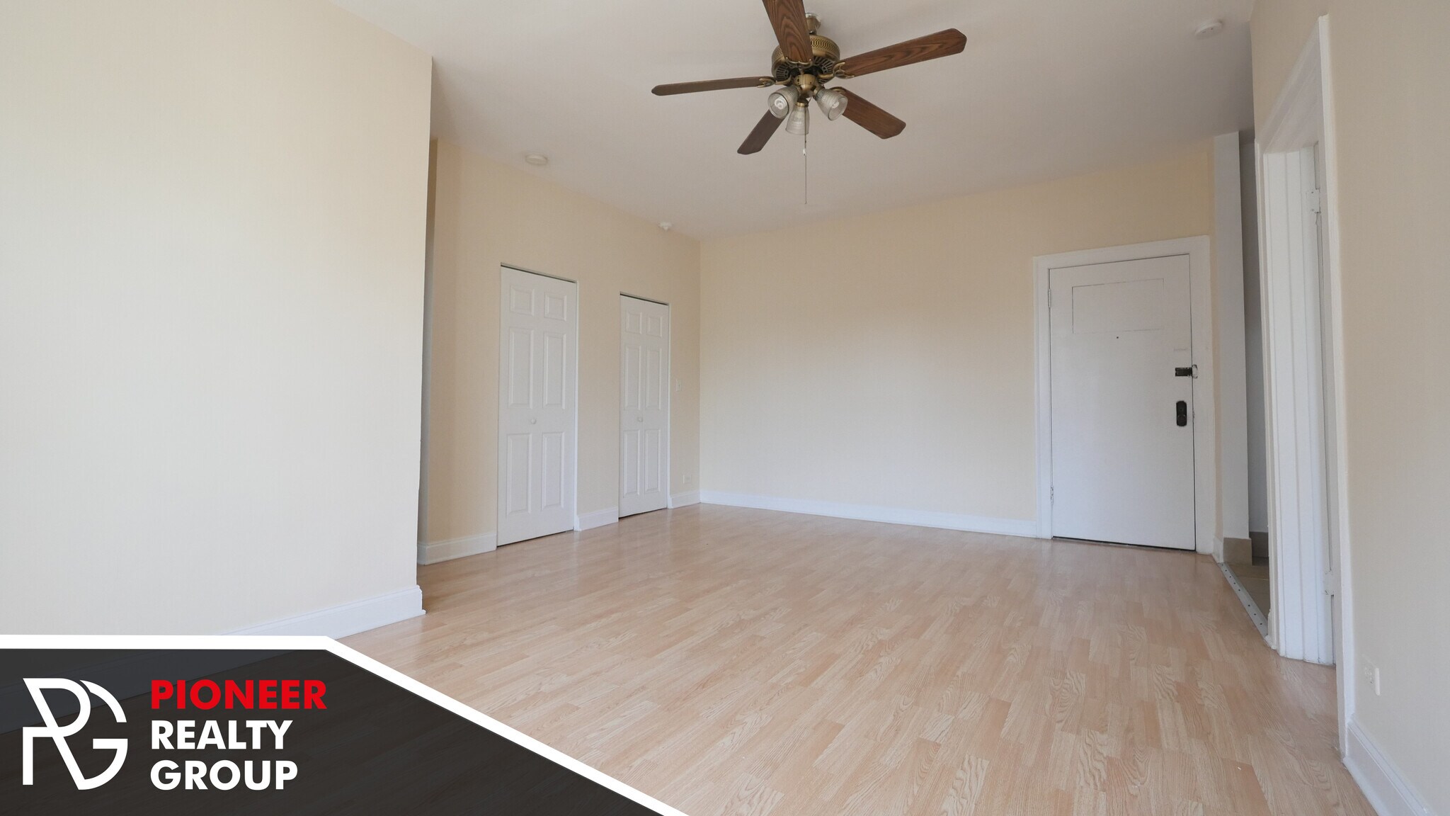 Building Photo - 4857 N Damen Ave