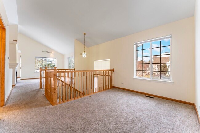 Building Photo - 61 Cantal Ct