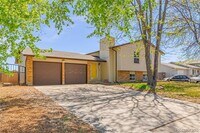 Building Photo - 7115 Grand Valley Dr