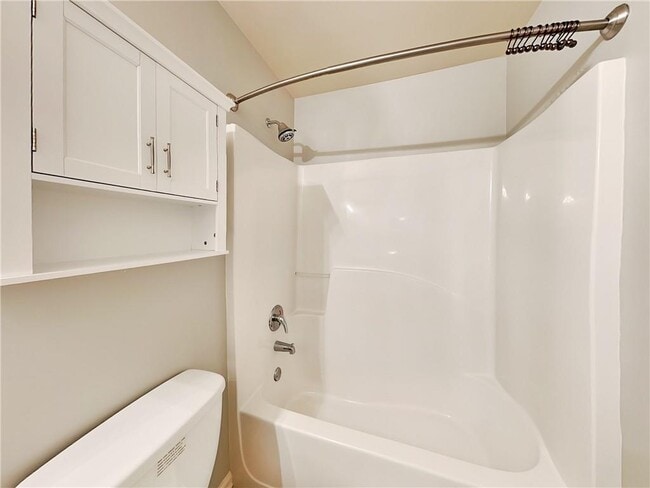 Building Photo - 5015 Groover Dr