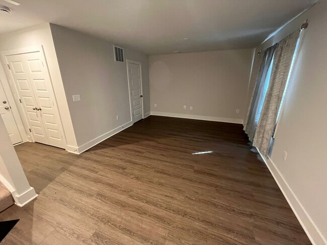 Building Photo - 10167 Blue Wing Ln